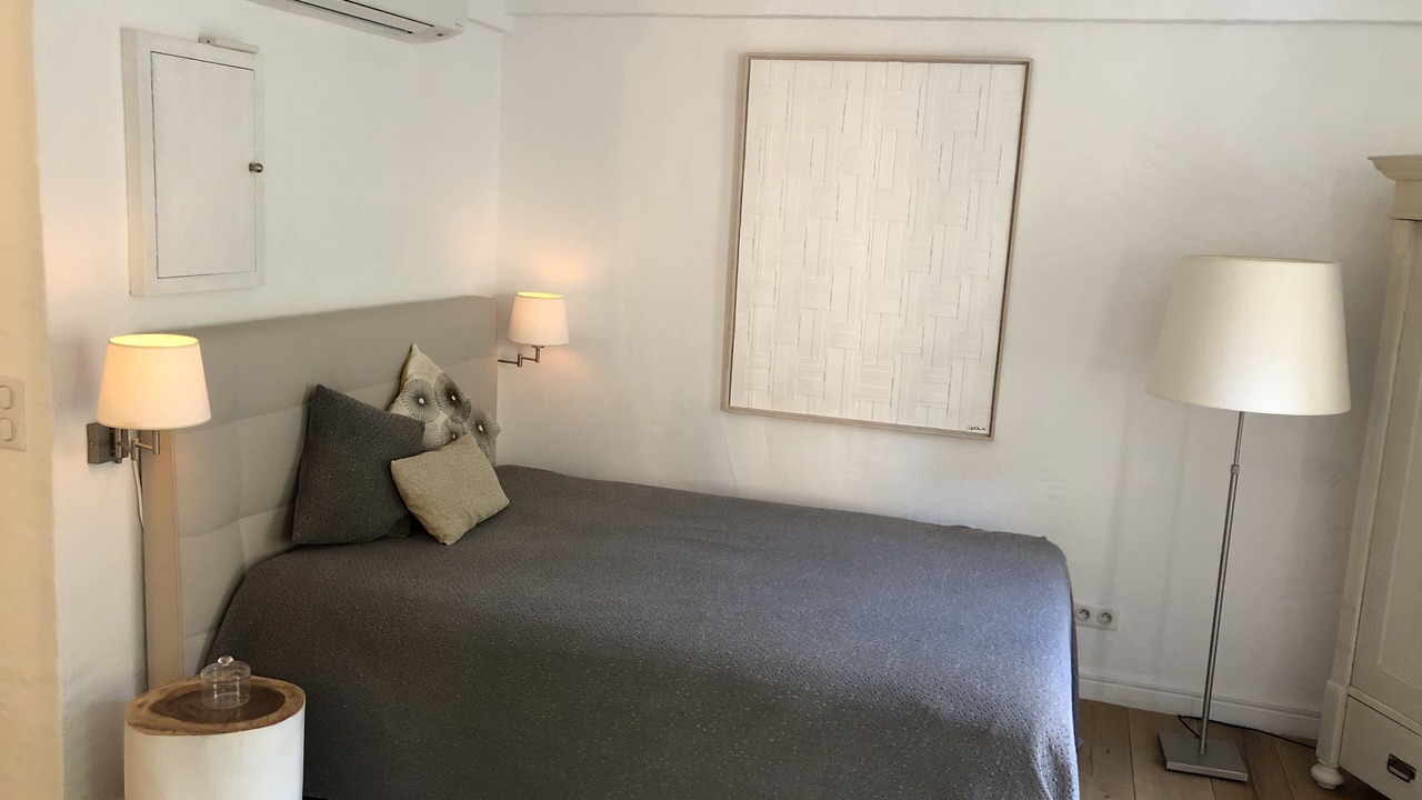 Photo of Bedroom in Old Town
