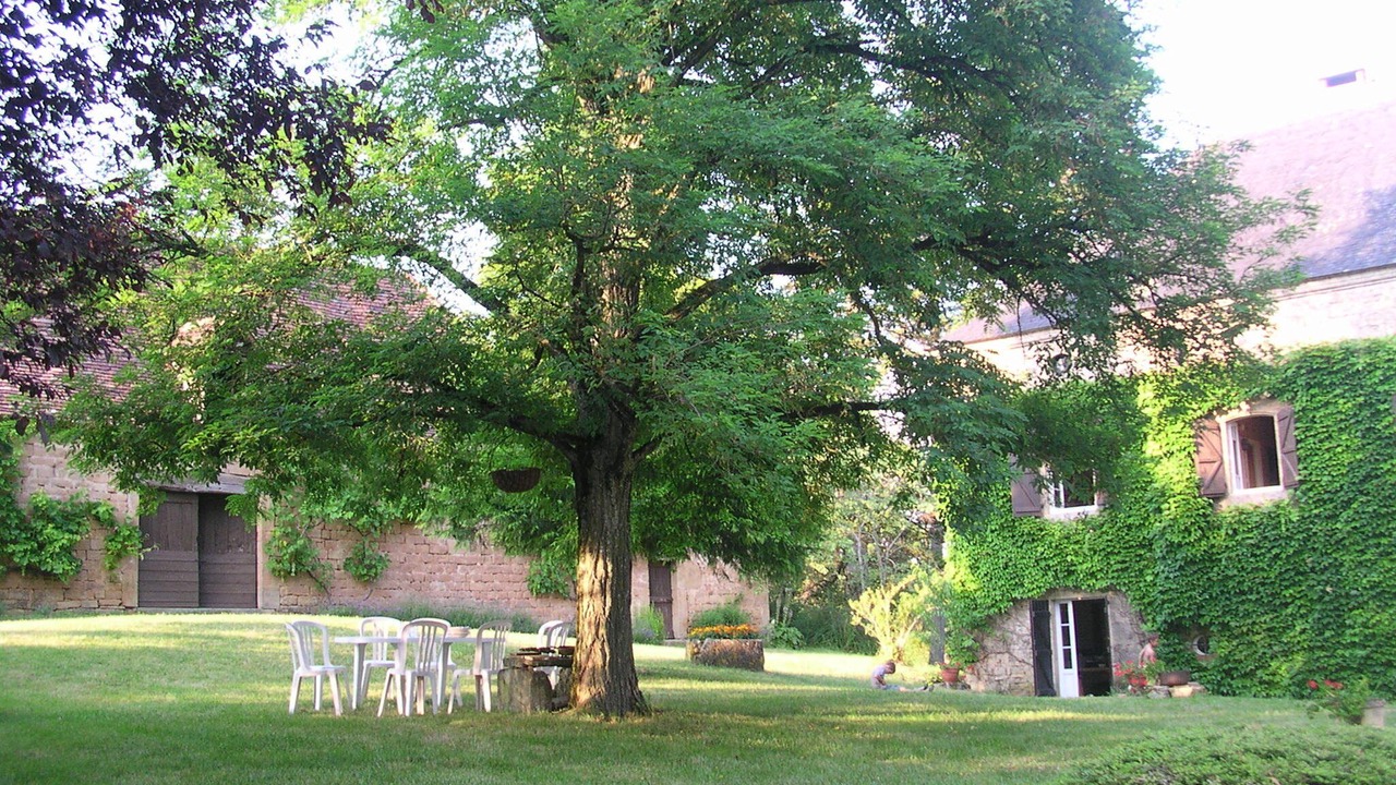 Photo of Outdoor in La Chapelle-aux-Saints