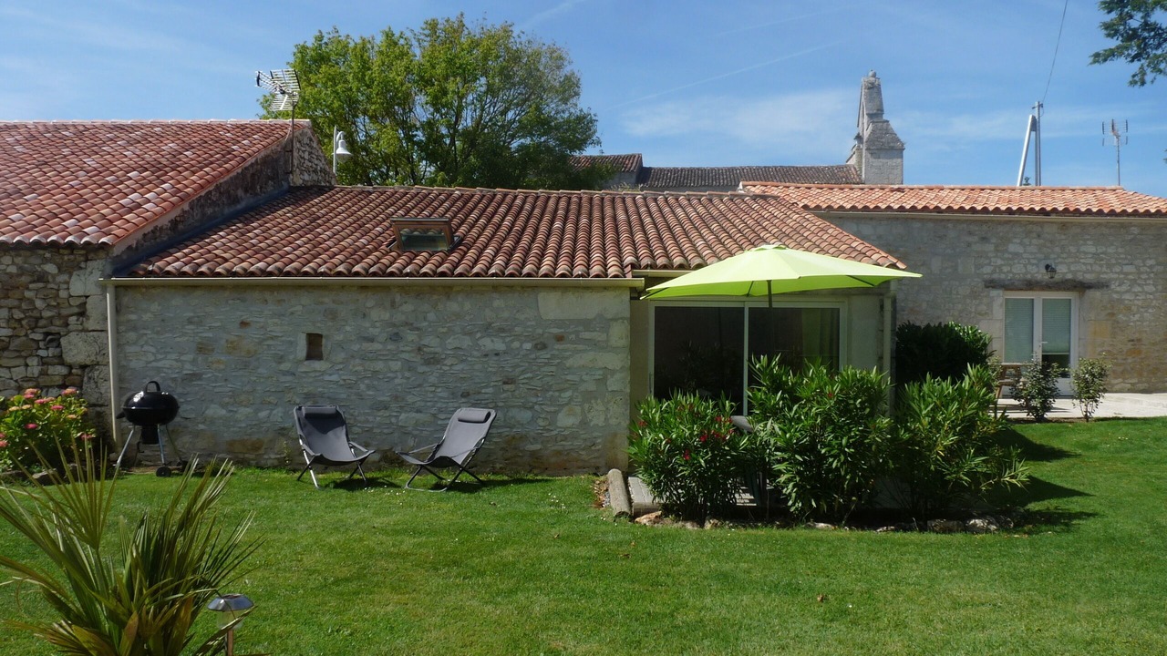 Photo of Outdoor in Luchat
