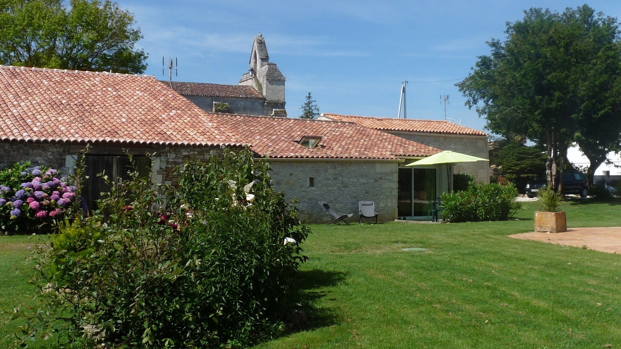 Photo of Outdoor in Luchat