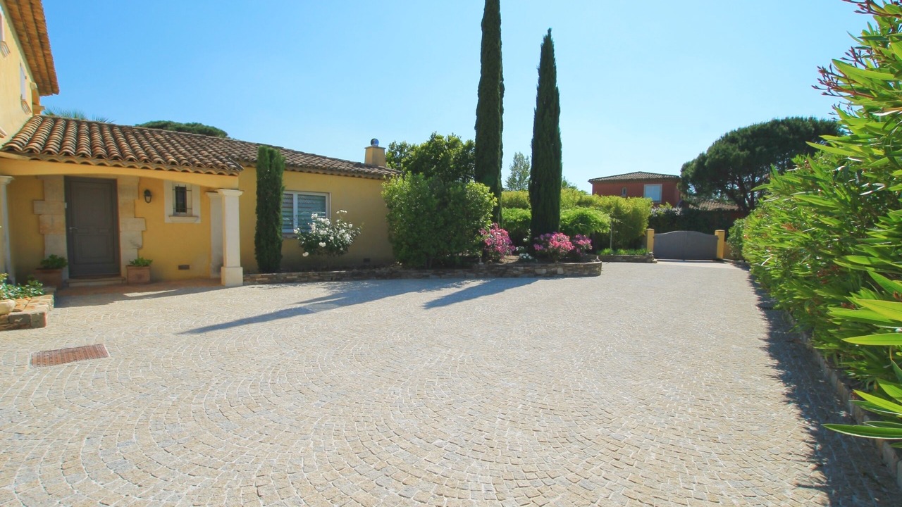Photo of Outdoor in Grimaud