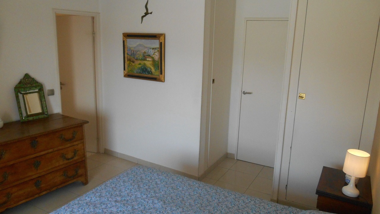 Photo of Bedroom in Mandelieu-La-Napoule