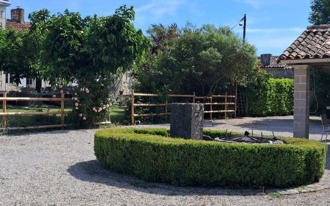 Photo of Outdoor in Echallat