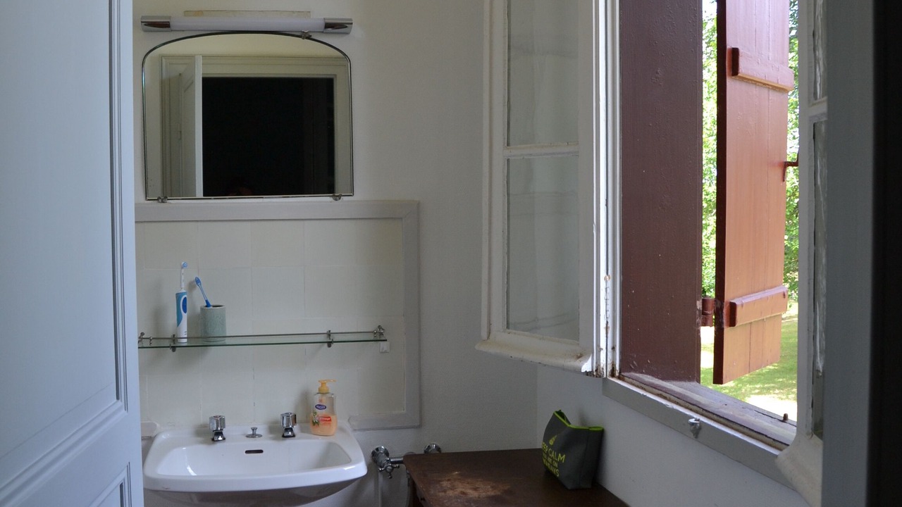 Photo of Bathroom in Taller