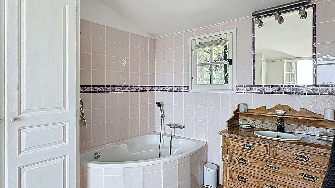 Photo of Bathroom in La Croix-Valmer