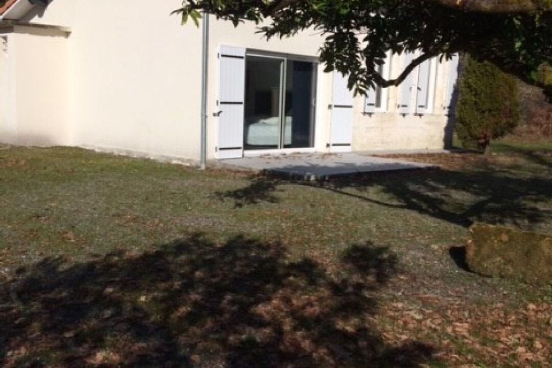 Photo of Outdoor in Saint-Aubin-de-Medoc