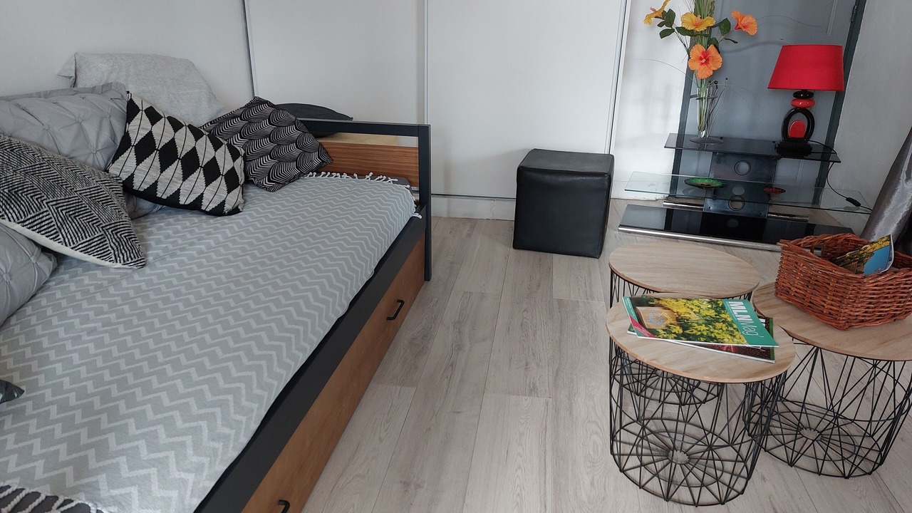 Photo of Bedroom in Mandelieu-La-Napoule