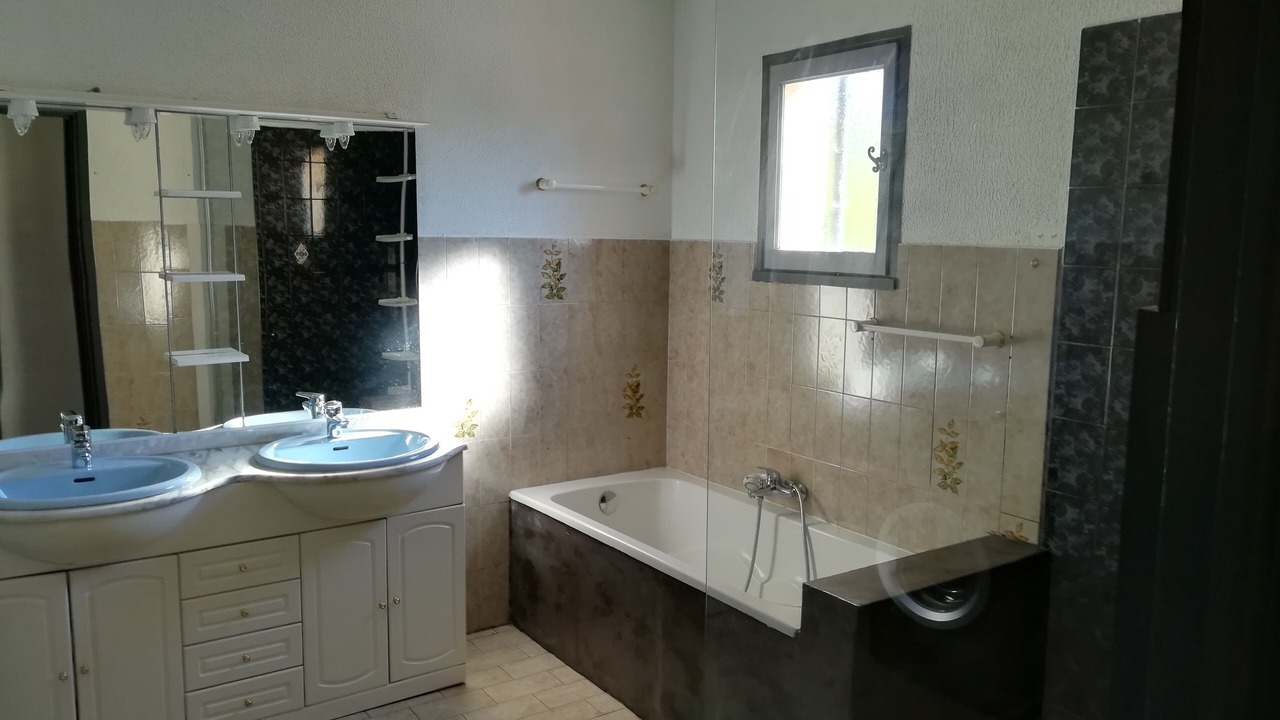 Photo of Bathroom in Mandelieu-La-Napoule