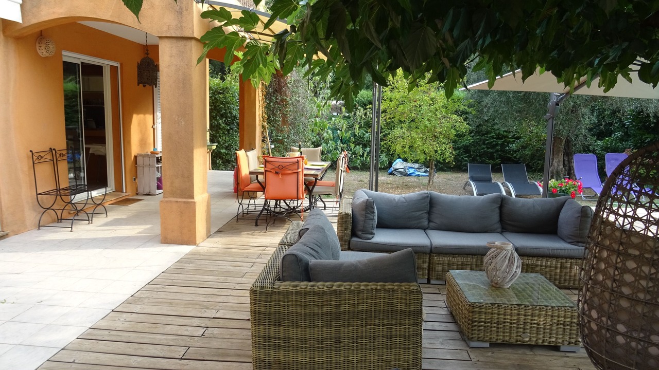 Photo of Patio Balcony in Valbonne