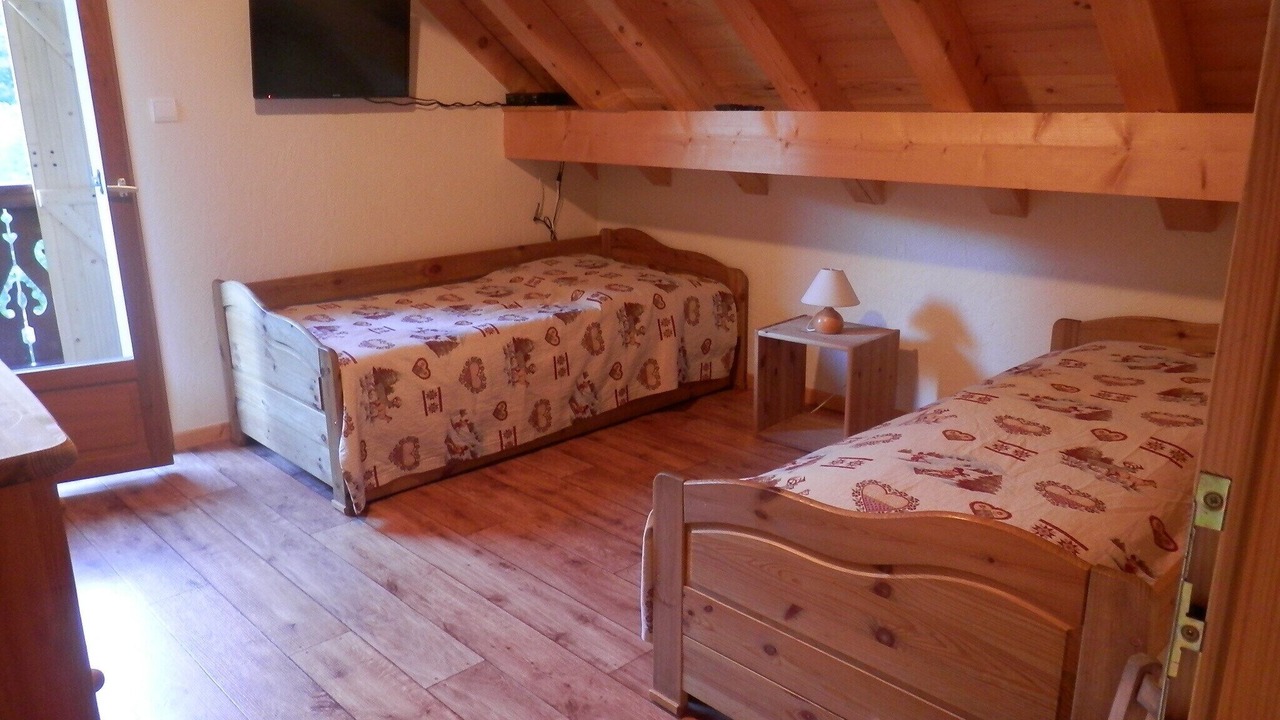 Photo of Bedroom in Saint-Colomban-des-Villards