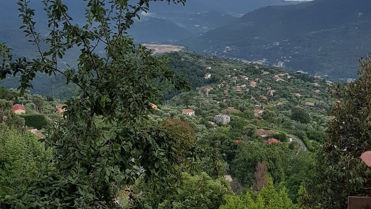 Photo of Patio Balcony in Berre-des-Alpes
