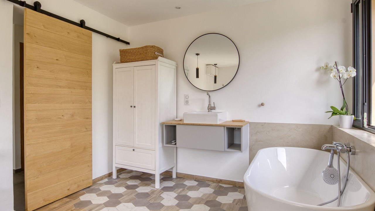 Photo of Bathroom in La Seyne-sur-Mer