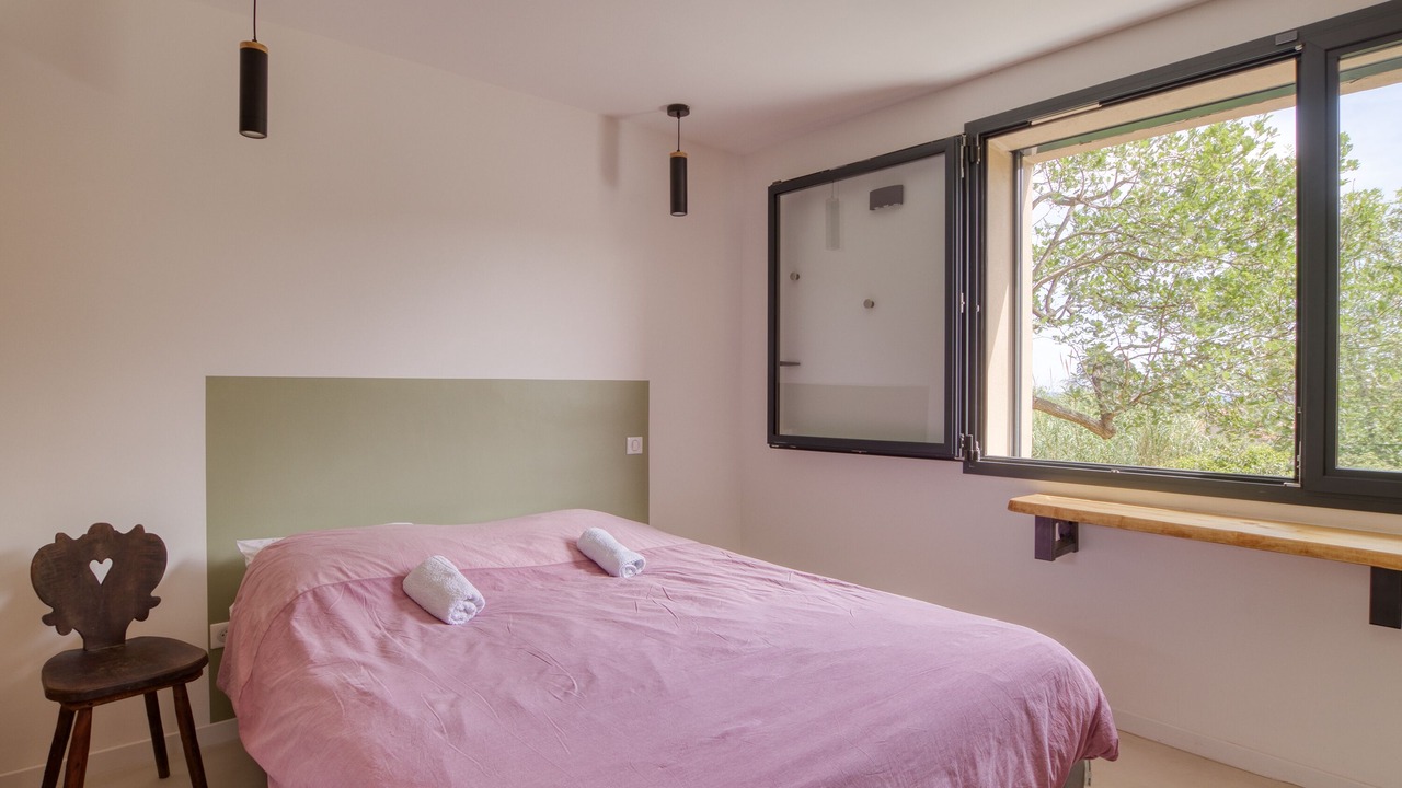 Photo of Bedroom in La Seyne-sur-Mer