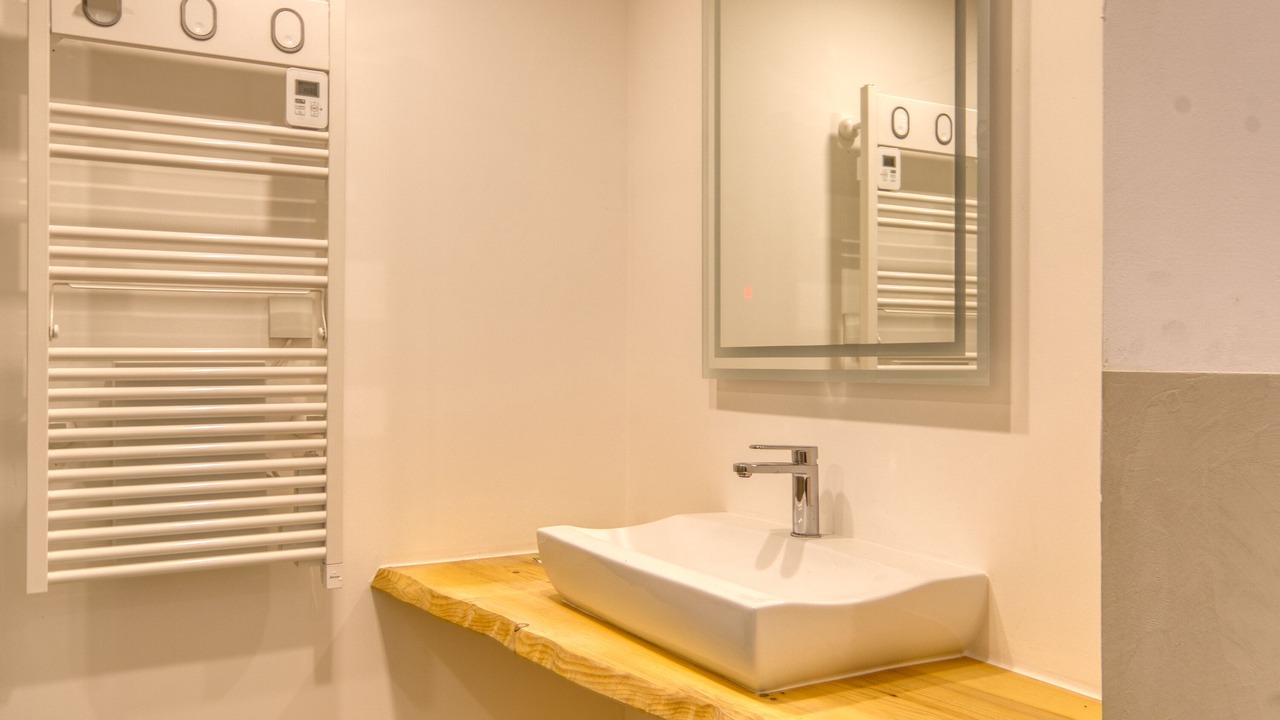Photo of Bathroom in La Seyne-sur-Mer
