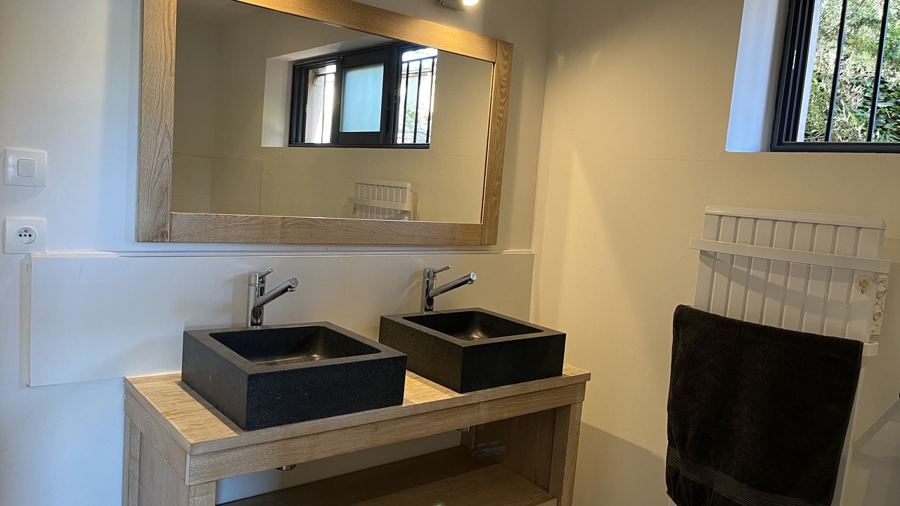 Photo of Bathroom in Cogolin
