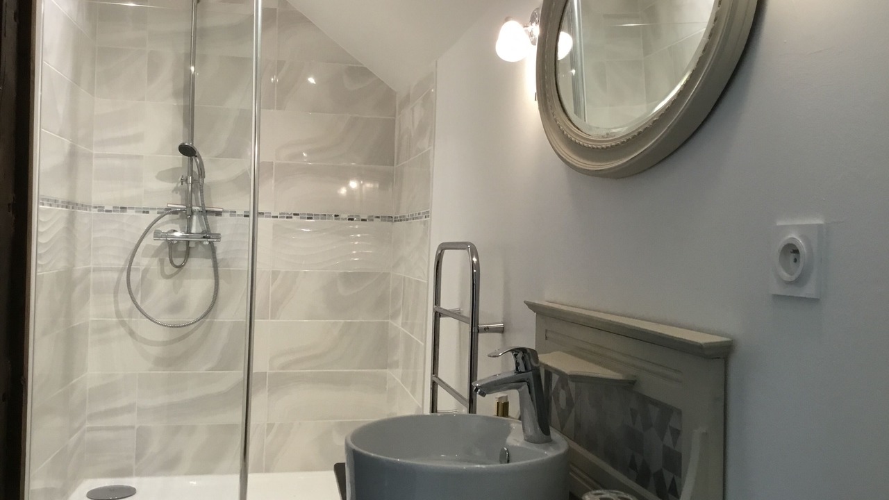Photo of Bathroom in Montreuil-Bellay