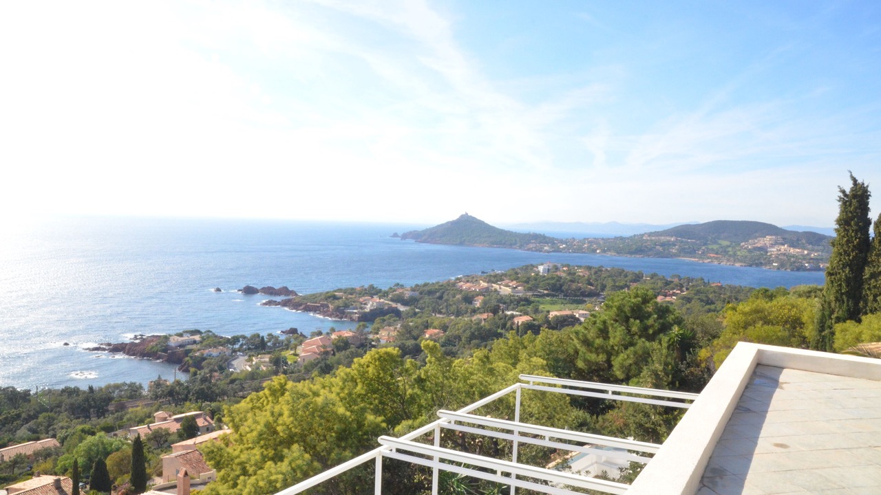 Photo of Outdoor in Antheor