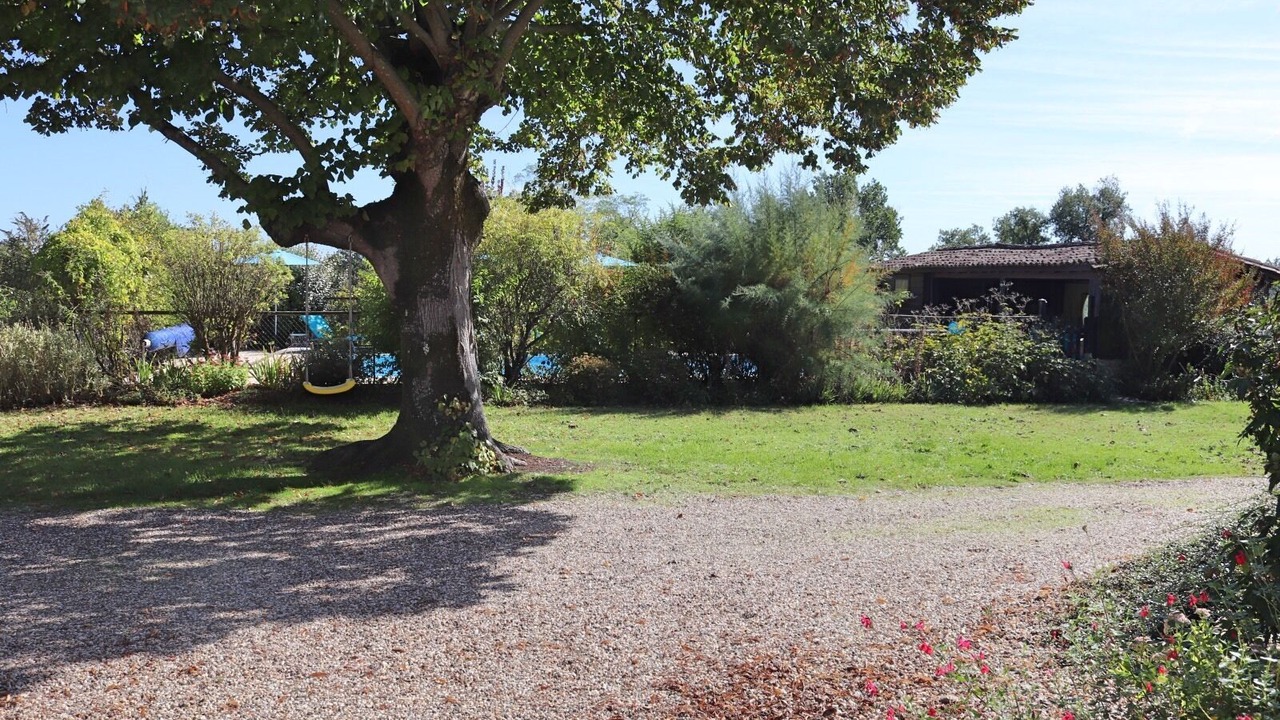 Photo of Outdoor in Saint-Vivien