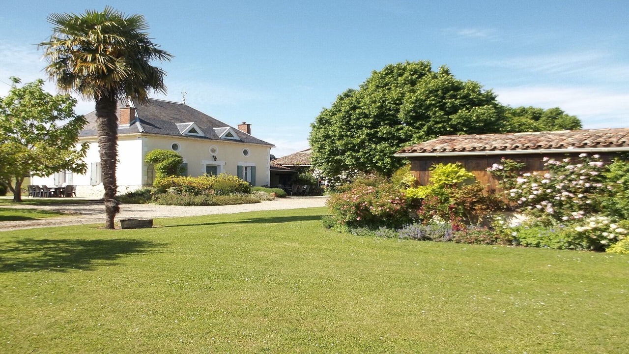 Photo of Outdoor in Saint-Vivien