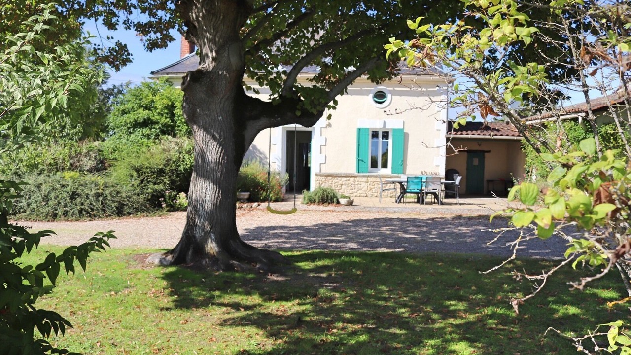 Photo of Outdoor in Saint-Vivien