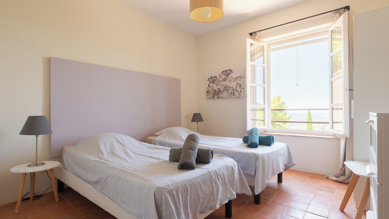 Photo of Bedroom in Ollioules