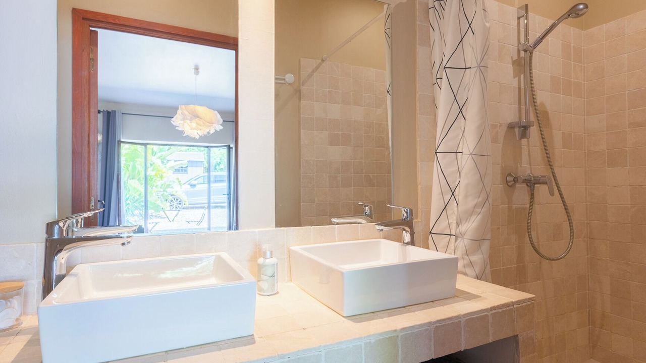 Photo of Bathroom in Ollioules