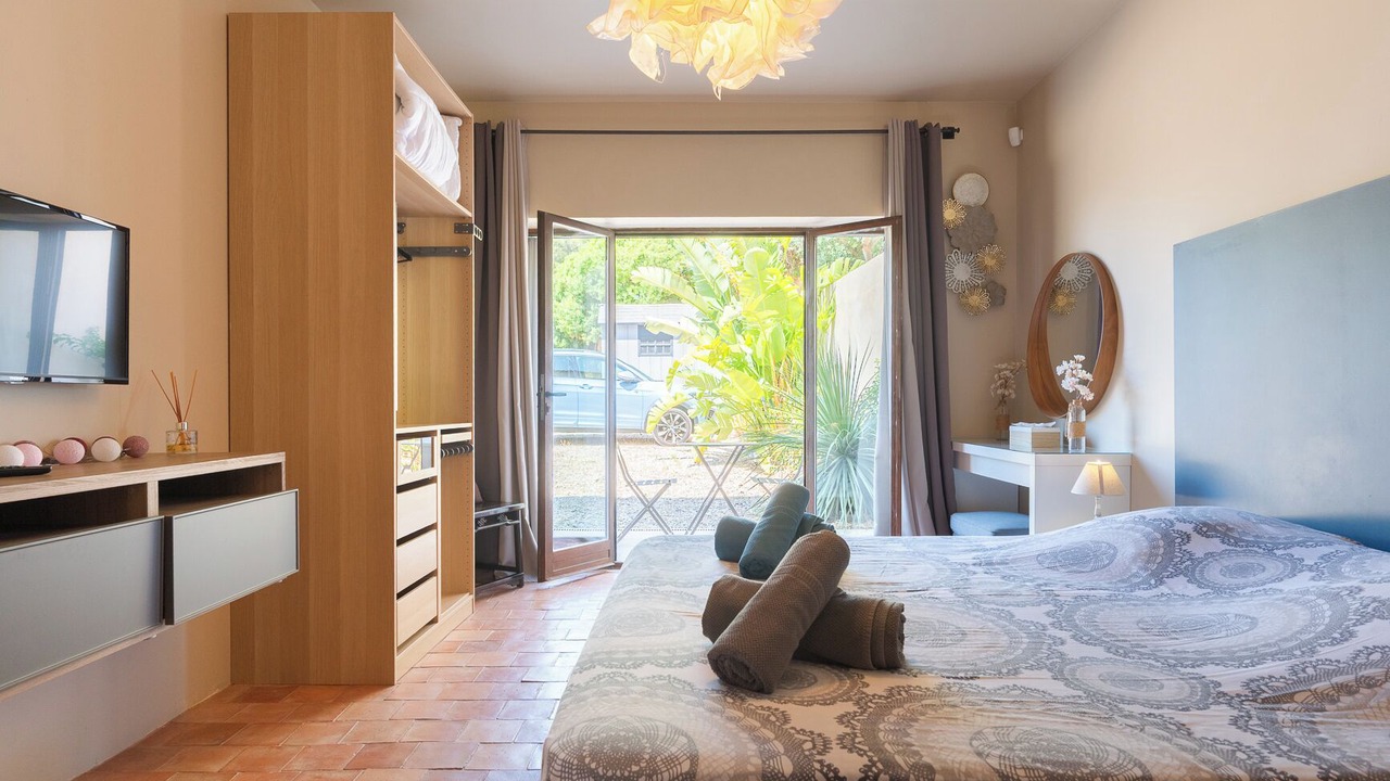 Photo of Bedroom in Ollioules