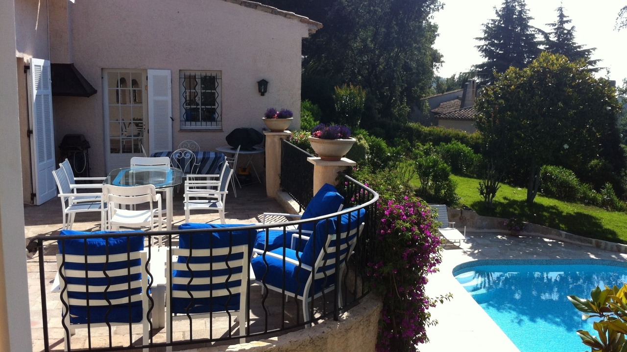 Photo of Others in Biot