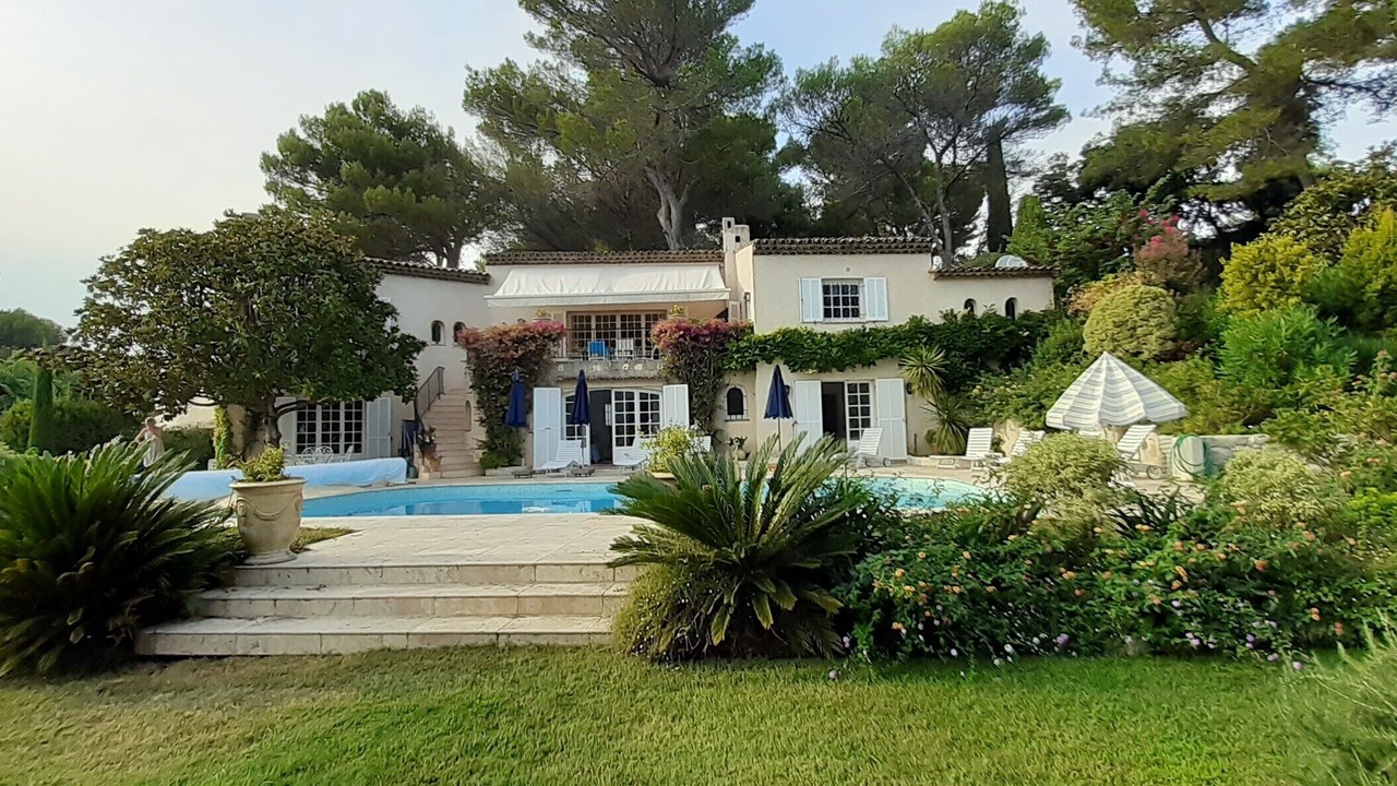 Photo of Others in Biot