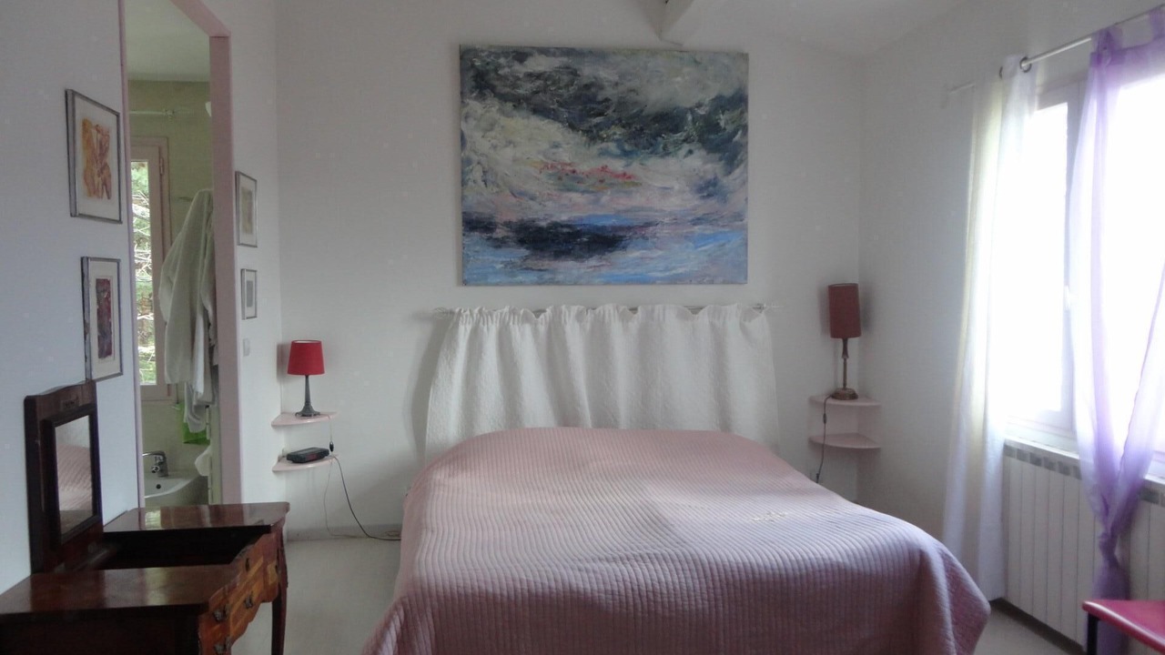 Photo of Bedroom in Escragnolles