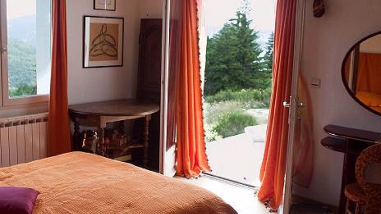 Photo of Bedroom in Escragnolles