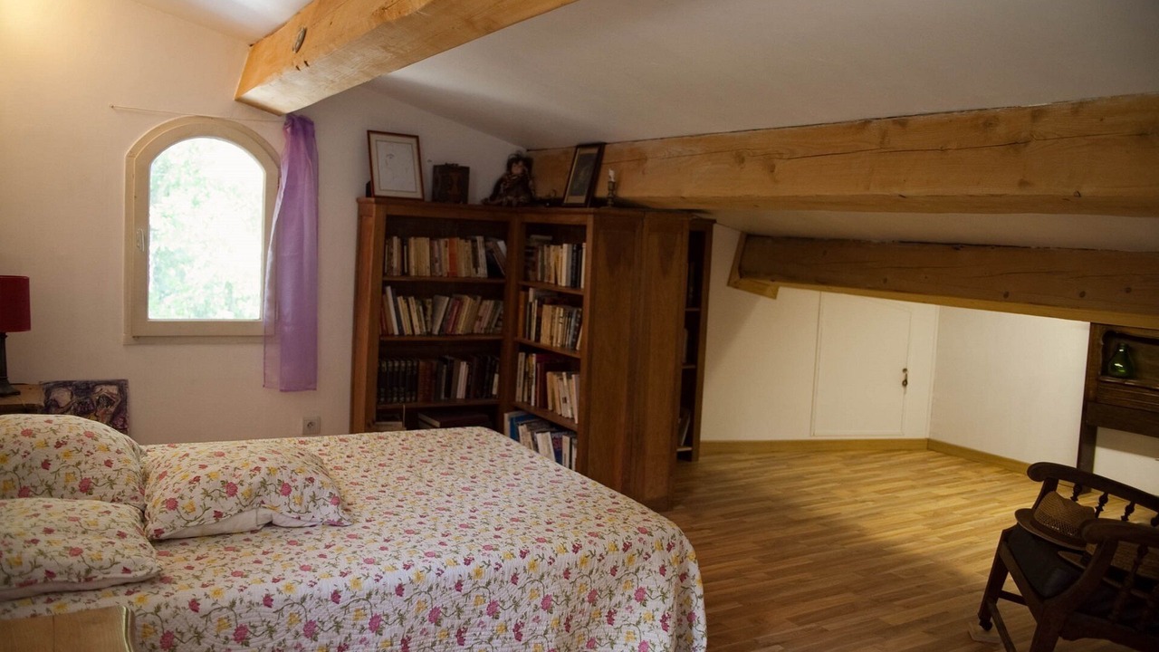 Photo of Bedroom in Escragnolles