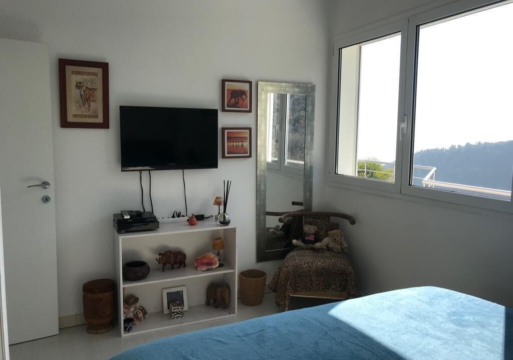 Photo of Bedroom in Castillon