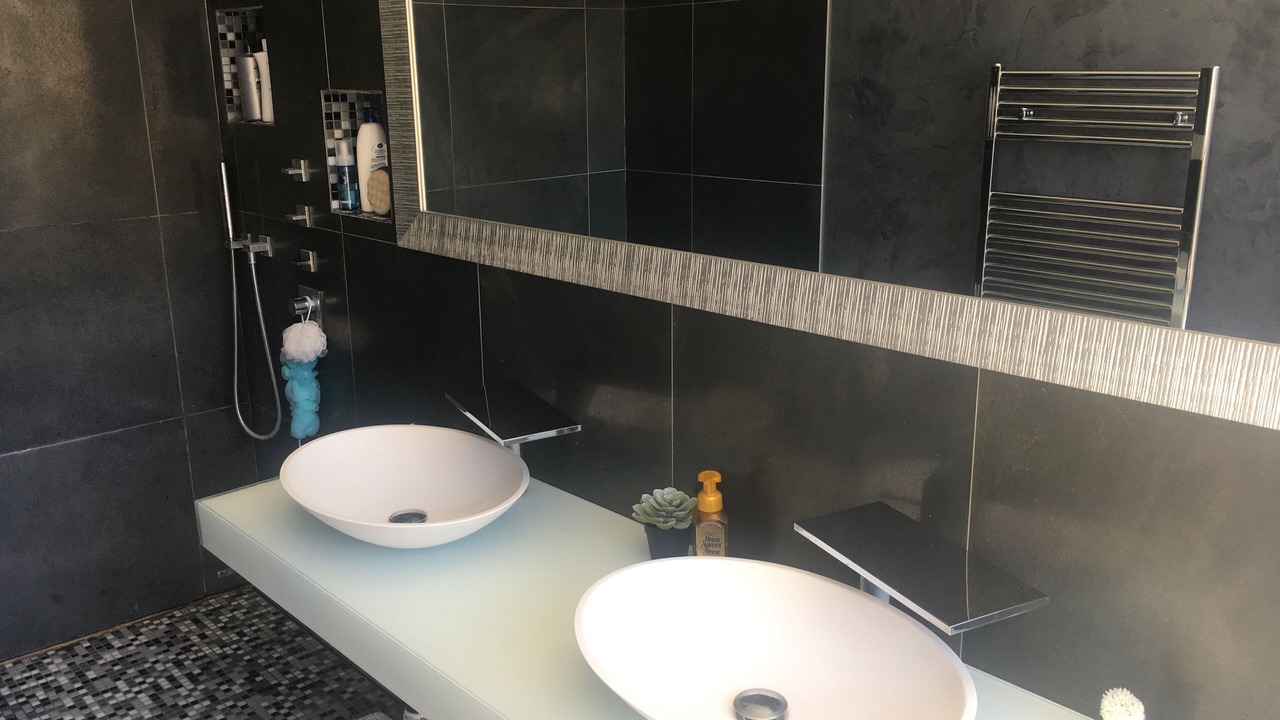 Photo of Bathroom in Castillon