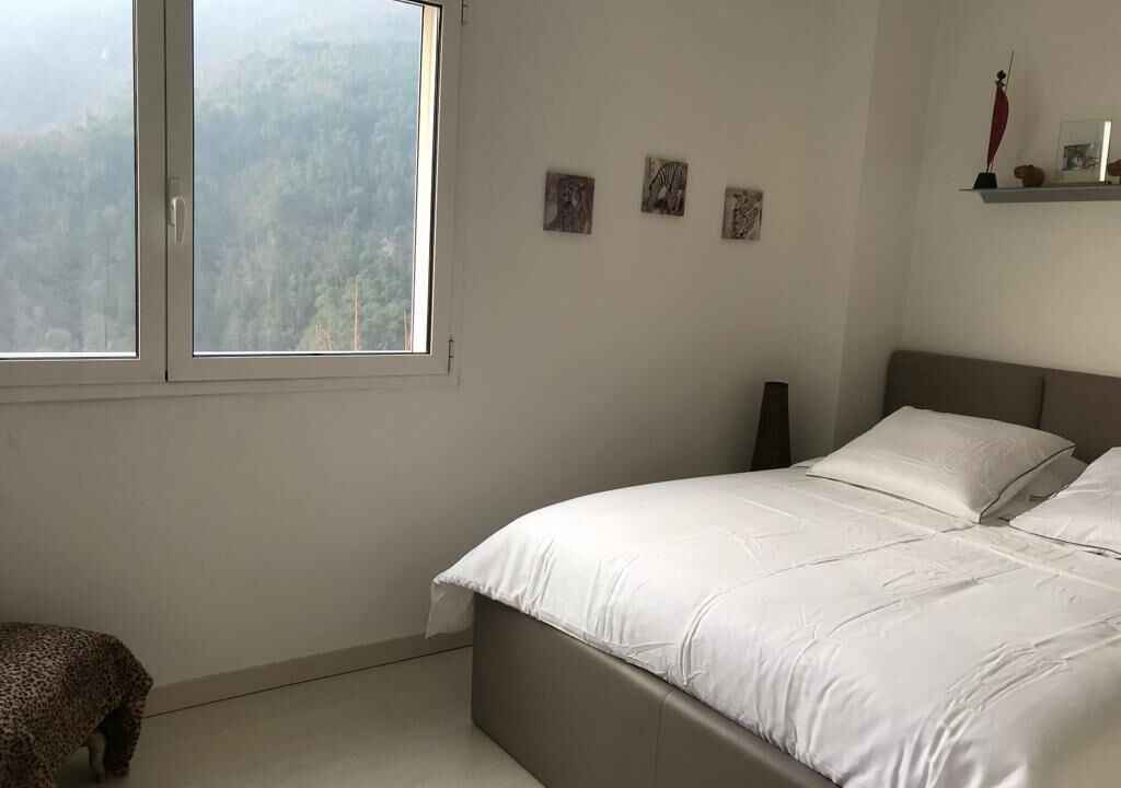 Photo of Bedroom in Castillon