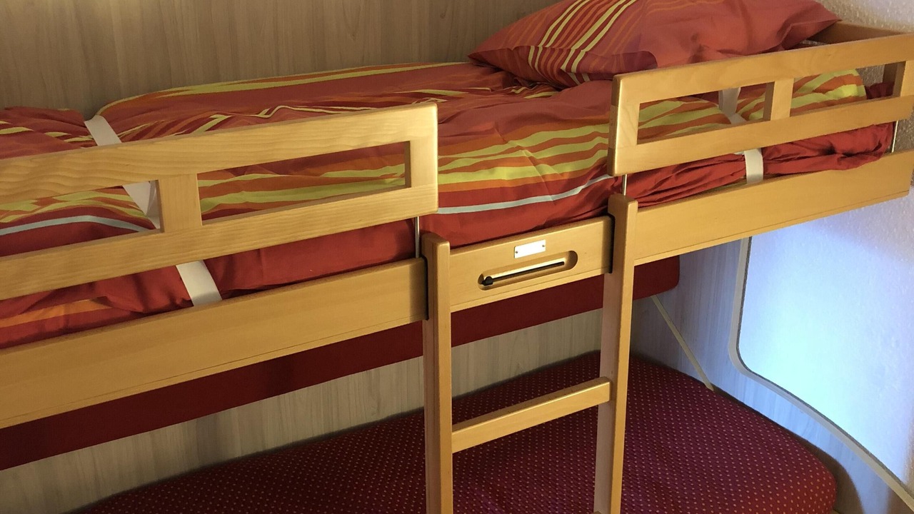 Photo of Bedroom in Arc-1800