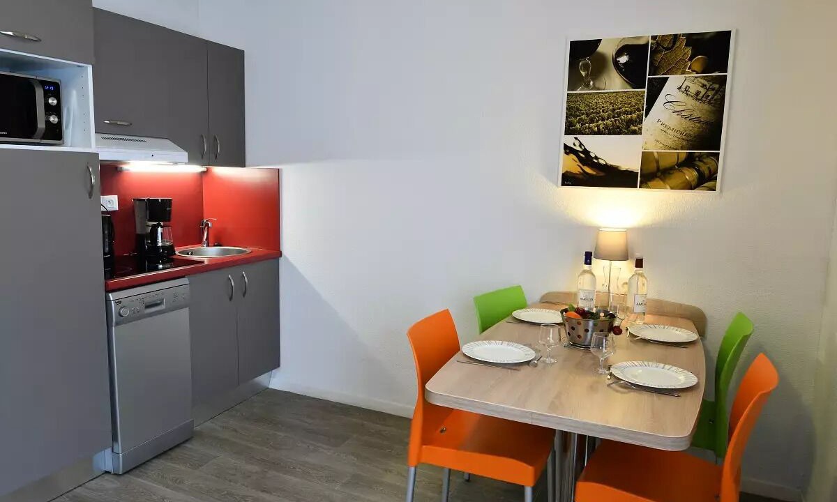 Photo of Kitchen in Bassins a Flot