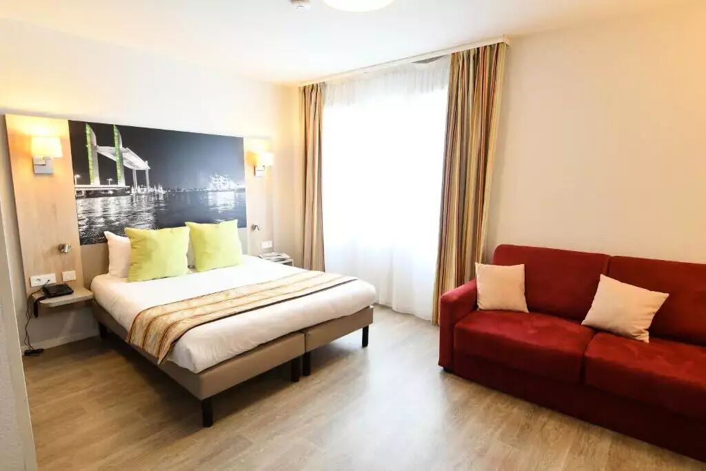 Photo of Bedroom in Bassins a Flot