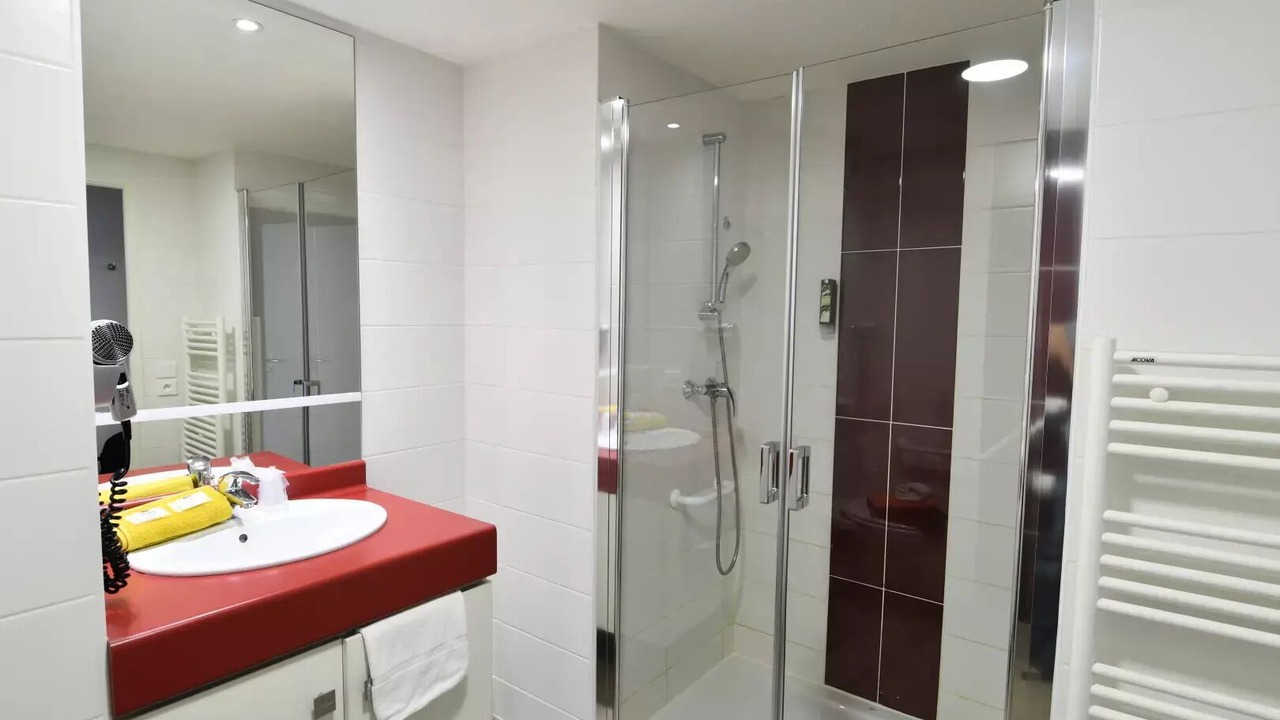 Photo of Bathroom in Bassins a Flot
