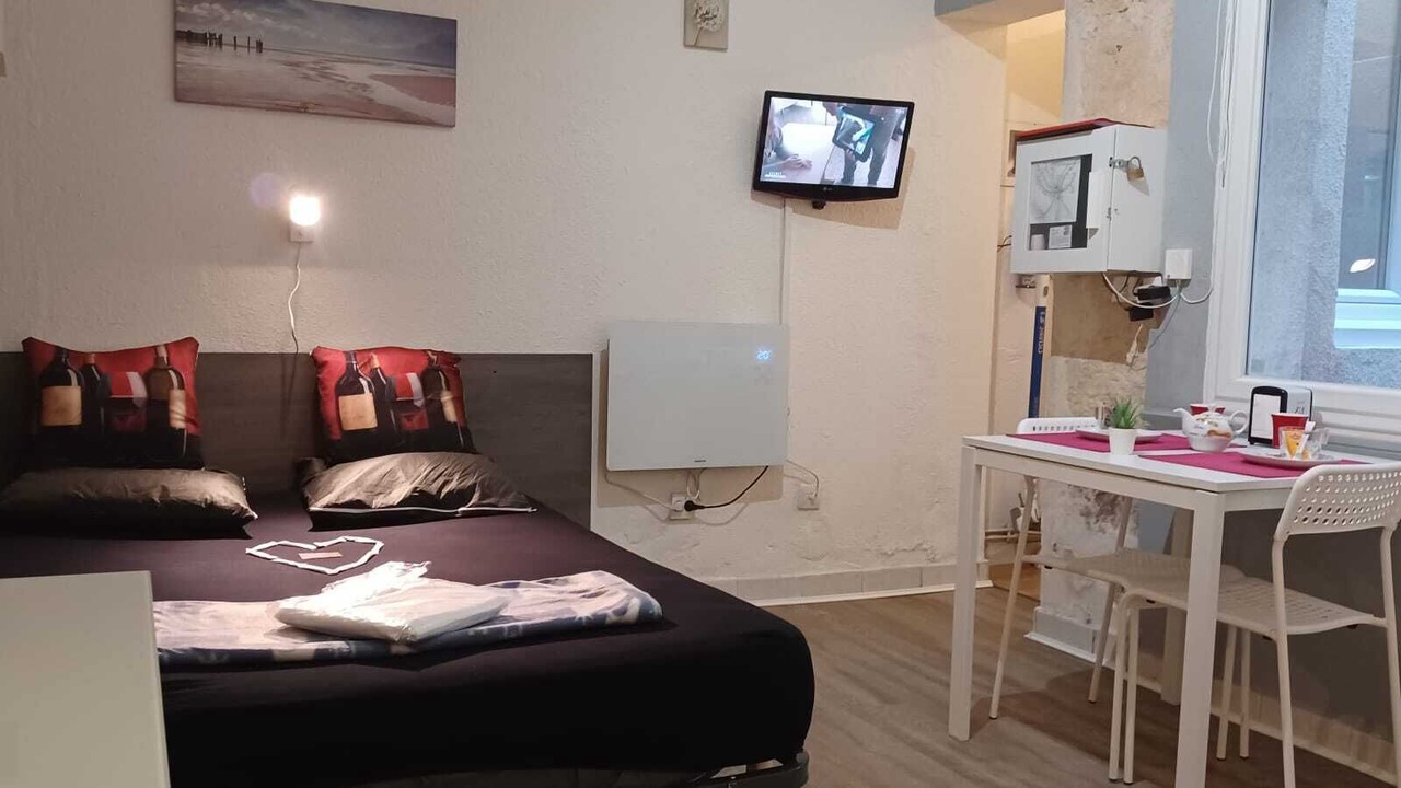 Photo of Bedroom in Hotel de Ville - Quinconces