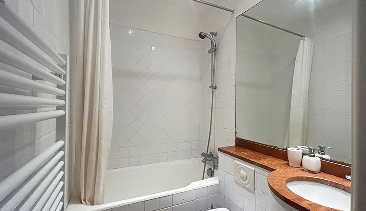 Photo of Bathroom in Antibes Old Town