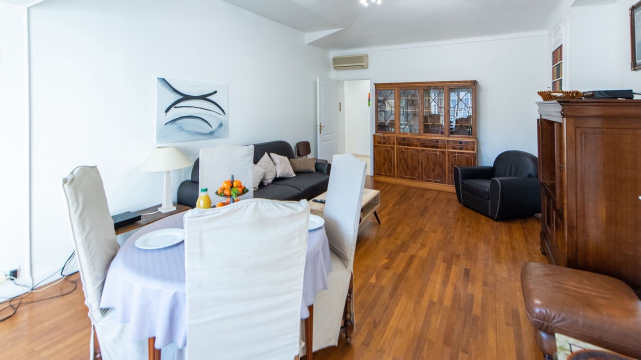 Photo of Livingroom in Jean-Medecin