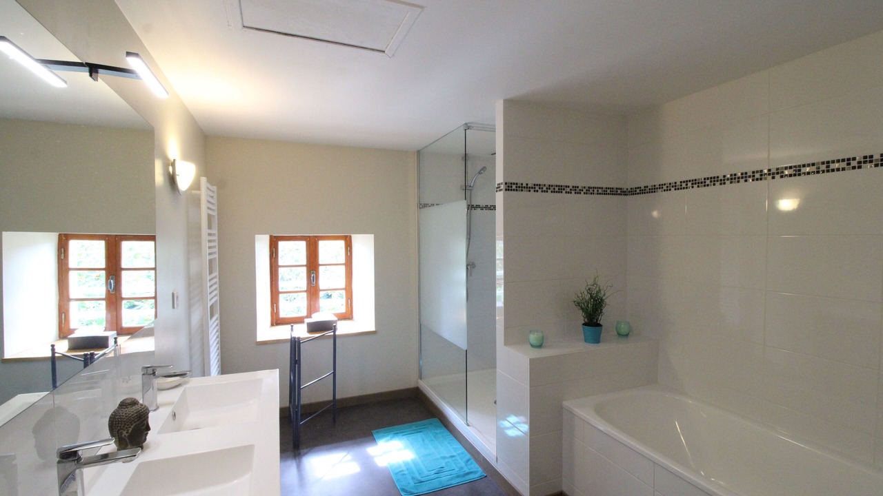 Photo of Bathroom in Fleac-sur-Seugne