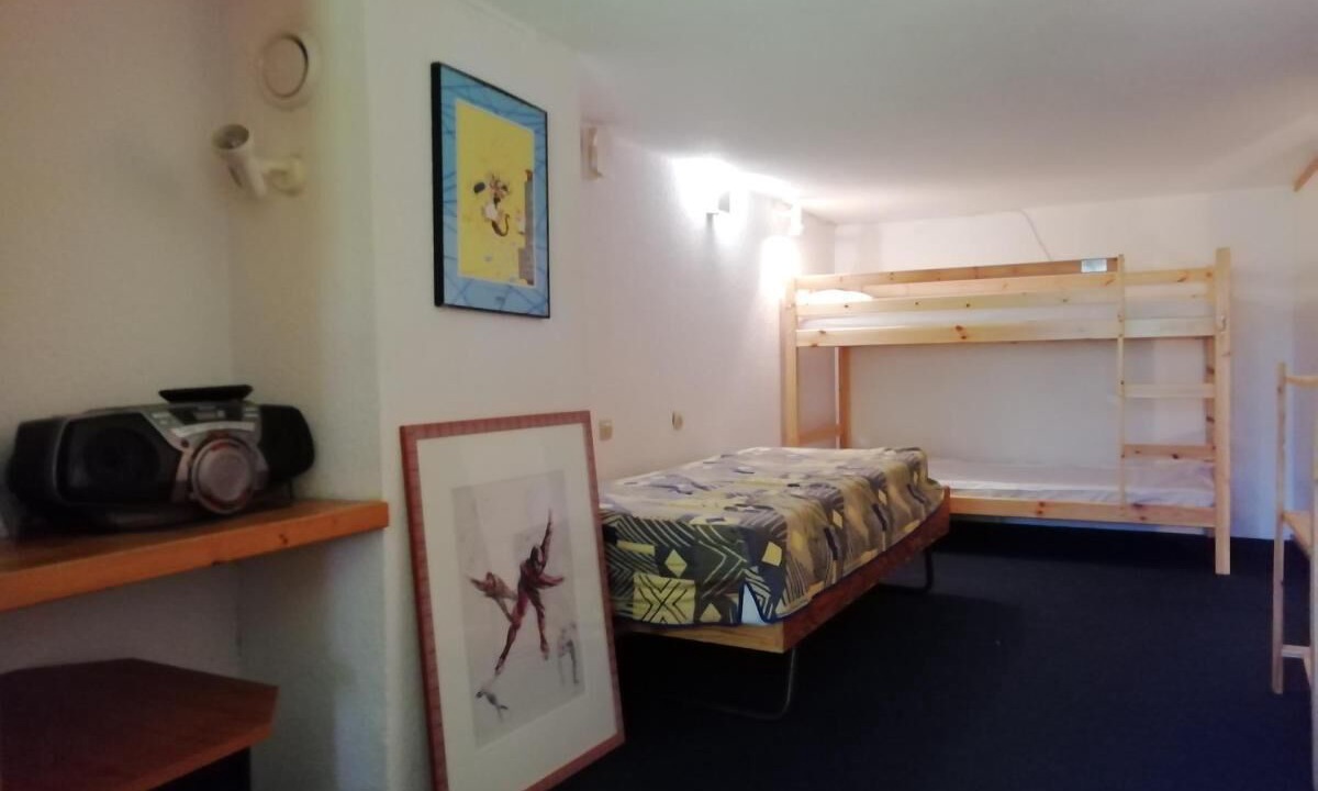 Photo of Bedroom in Arc-1800