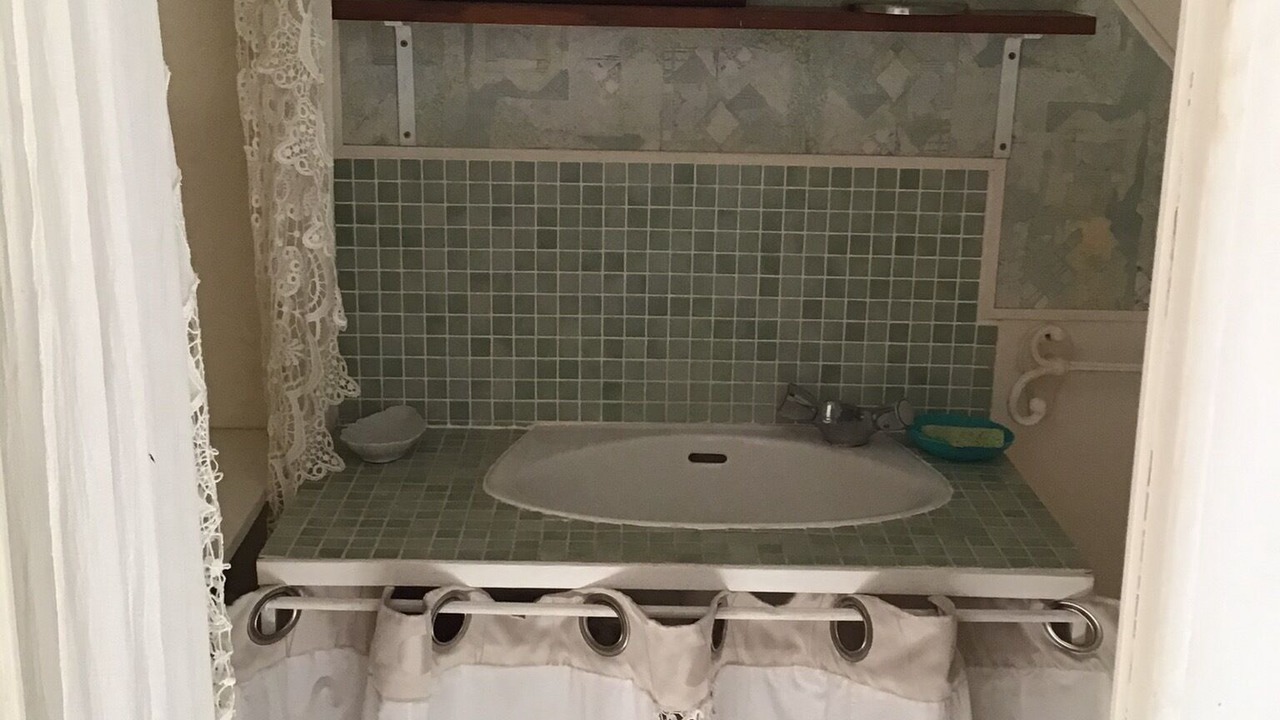 Photo of Bathroom in Laa-Mondrans