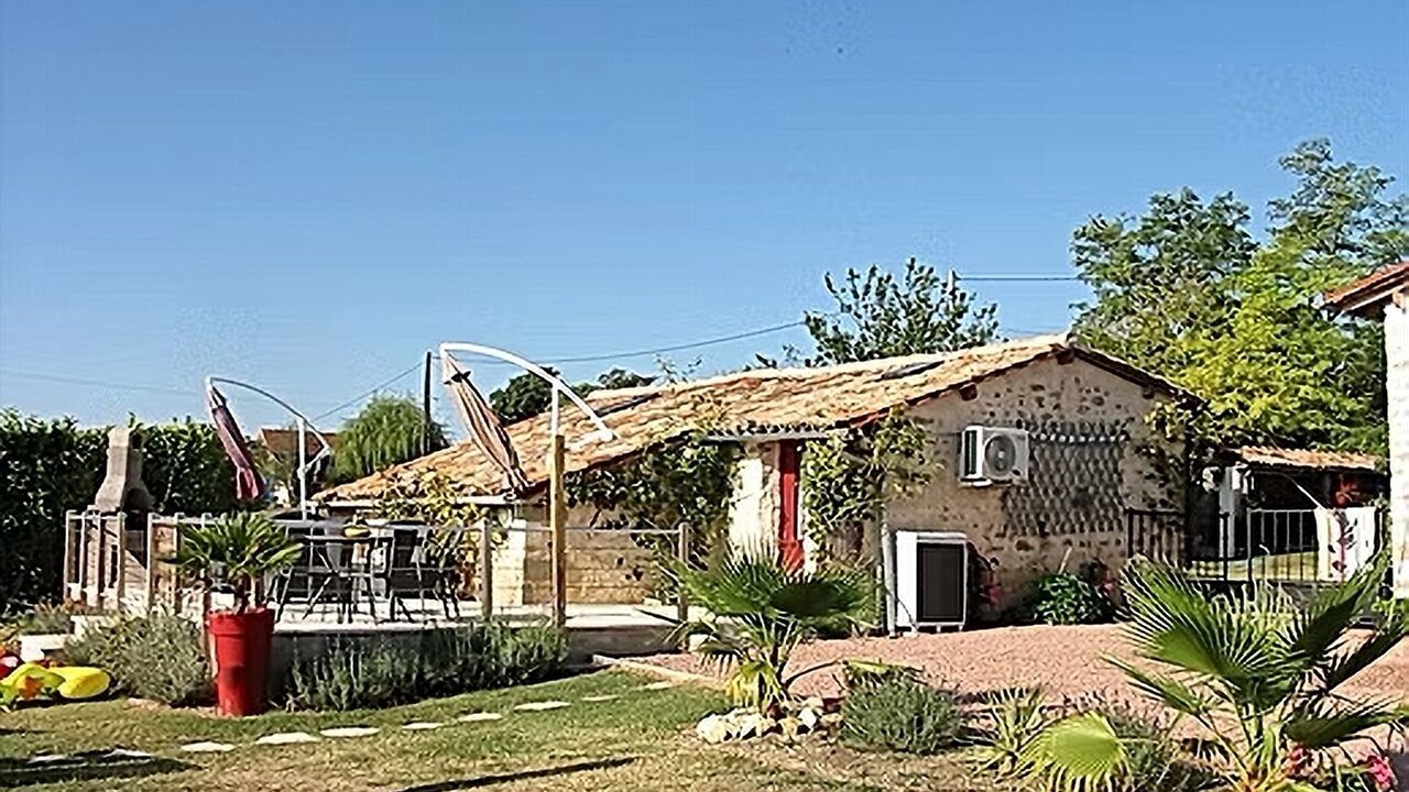 Photo of Outdoor in Saint-Maigrin