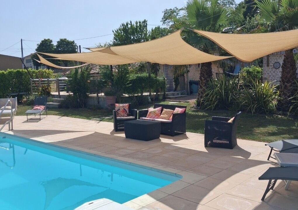 Photo of Outdoor in Saint-Maigrin