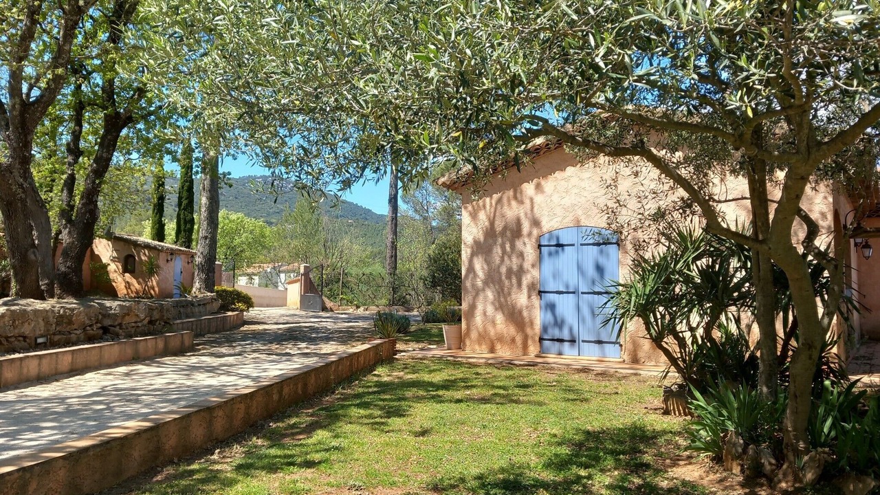 Photo of Outdoor in Sollies-Toucas