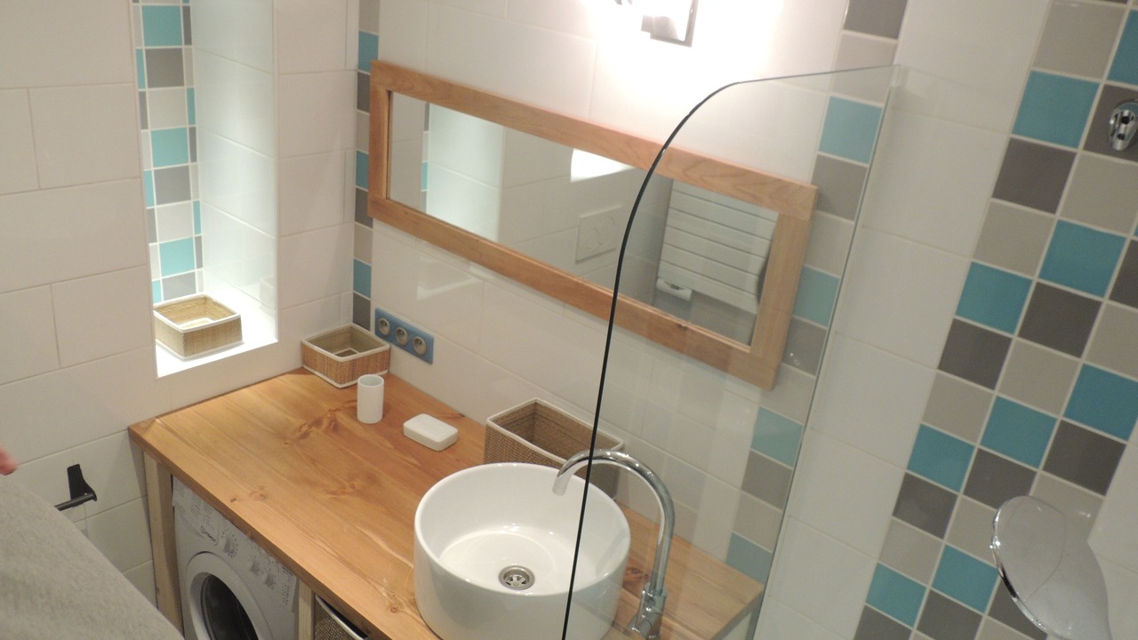 Photo of Bathroom in Arc-1800