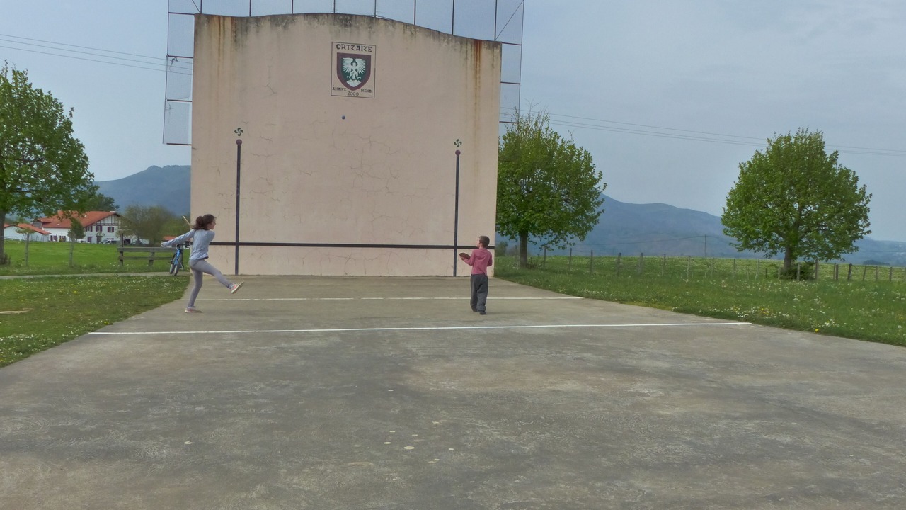 Photo of Others in Osses
